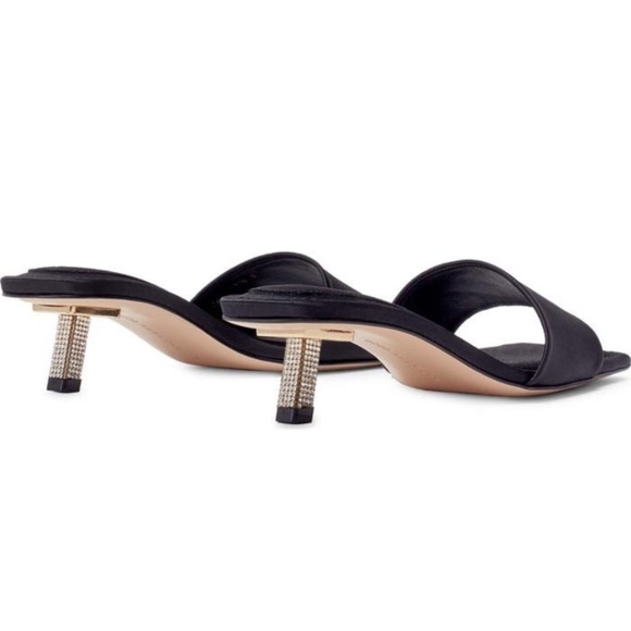 New in a Box GOOD AMERICAN - Kickstand Slide Sandal -
Black - Size 7 - Picture 7 of 16